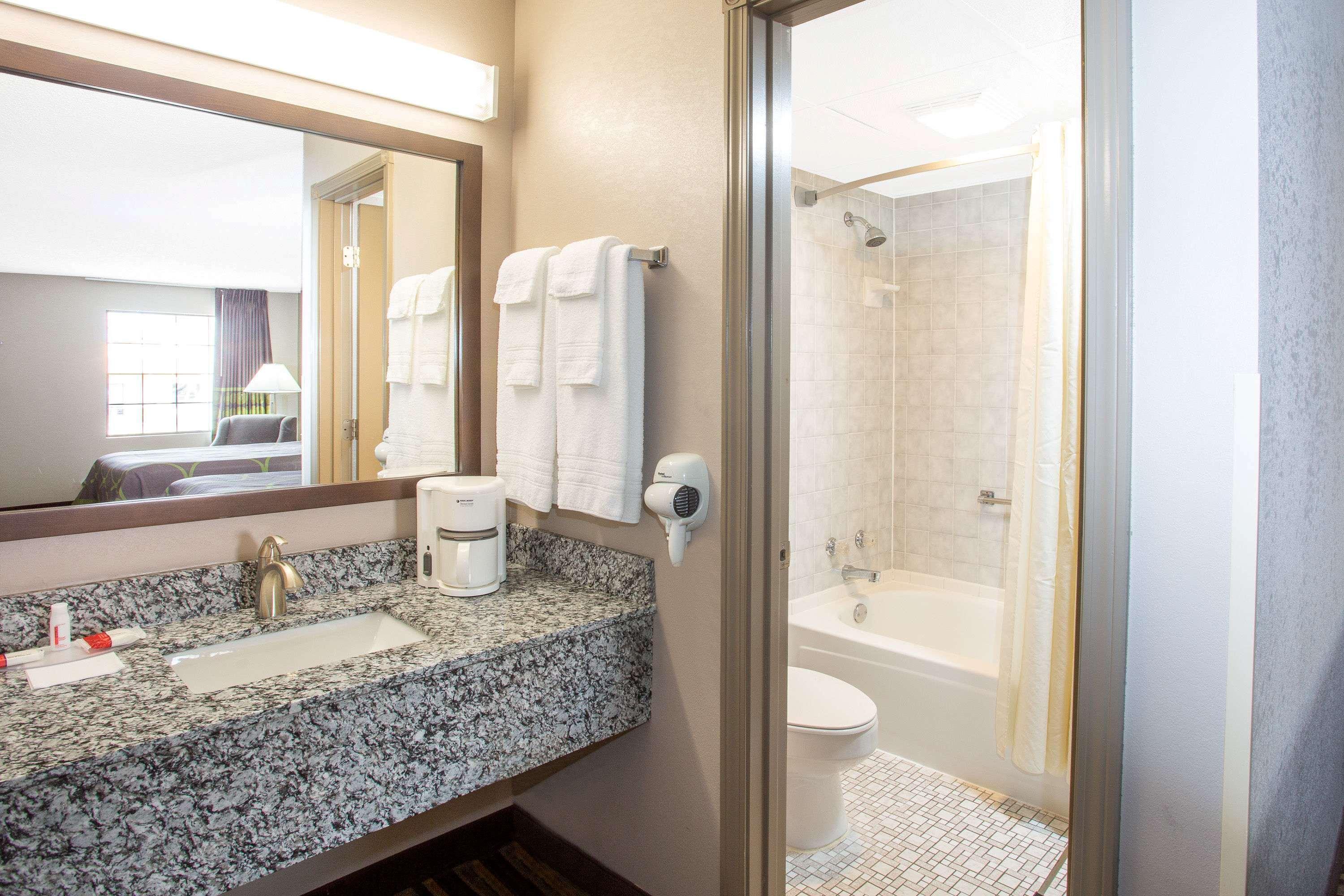 ซูเปอร์ 8 บาย วินด์แฮม สปริงเดล อาร์คันซอ Motel ภายนอก รูปภาพ